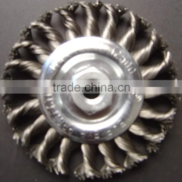 Single Section Twisted Wire Wheel Brush