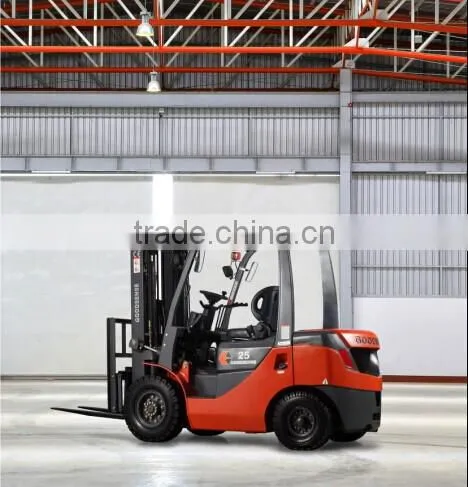Gasoline Forklift Nissan Engine Forklift Truck 2.5 Ton photo-4