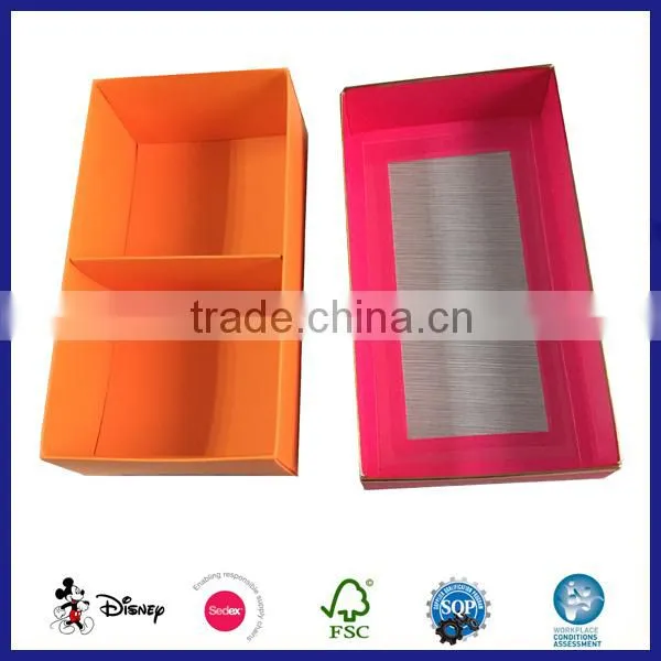 Custom Creative Paper T-shirt Packaging Box With PVC Window photo-4