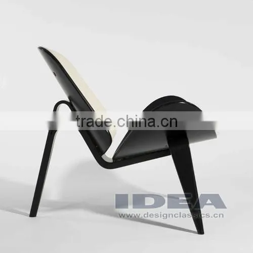Replica Hans Wegner Shell Chair - Black Shell/ Cream White Fabric photo-3