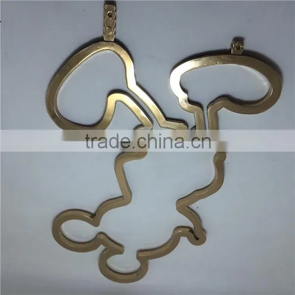 Mickey Mouse Logo in Gold Plating , Factory Direct Die Casting Mickey Design Metal Logo Cartoon Sign photo-4