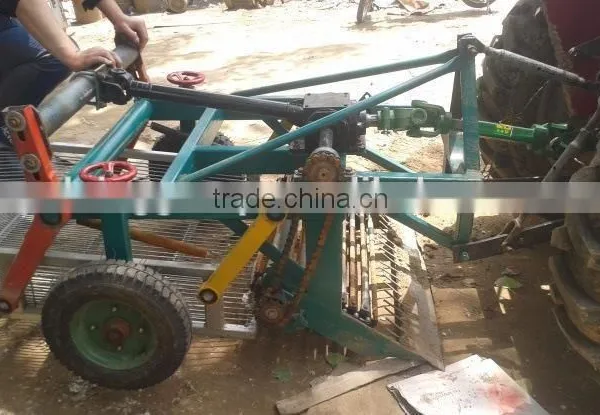 Peanut Combine Harvester/Peanut Harvesting Machine /groundnut Harvester photo-6