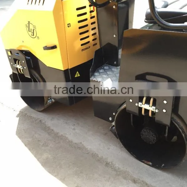 YZC2H Vibratory Roller photo-3