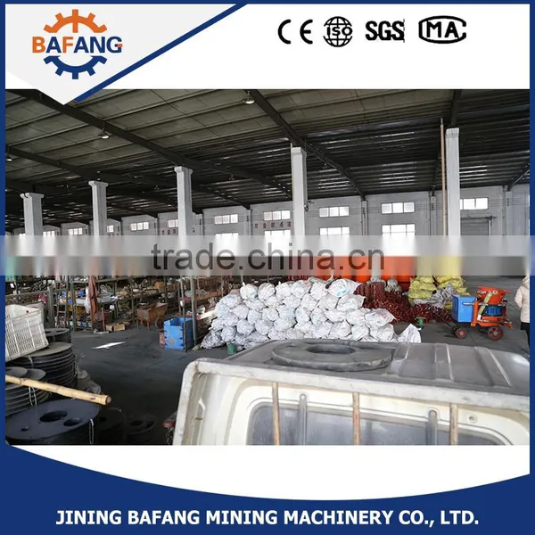 Two Bucket Automatic Feeding Concrete Spraying Car photo-6
