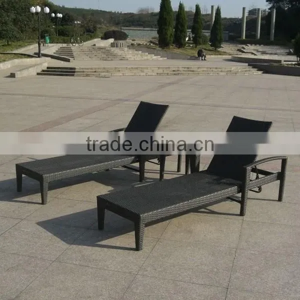 Adjustable Outdoor Rattan Daybed Lounger photo-2