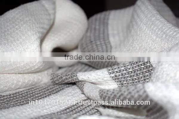 Organic Flax Linen Waffle Bath Towel -- Hand Woven photo-2