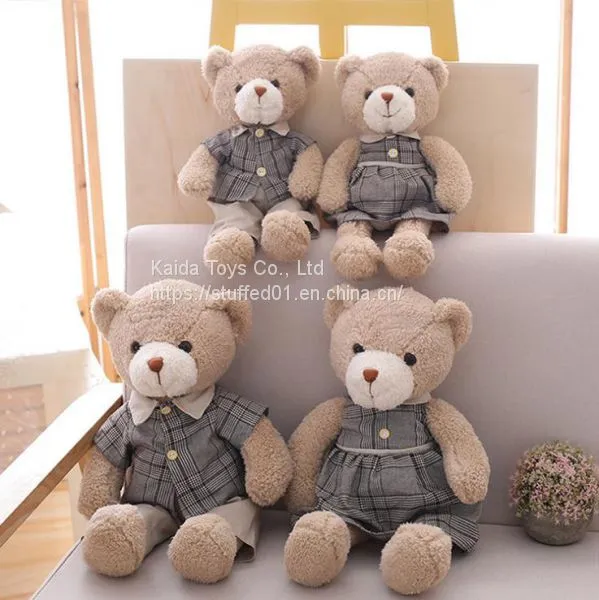 COUPLE BEAR