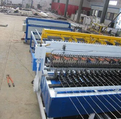Wire Mesh Machine photo-2