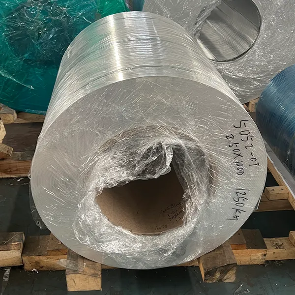 Customizable PVDF PE HDP ACP Painted Aluminium Foil 1100 3003 3105 5052 Mill Finish Pre-Coated Roll photo-4