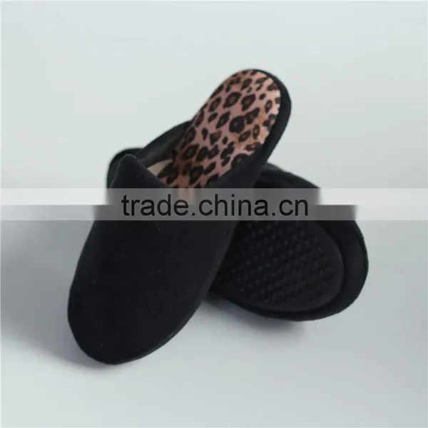 Woman Microsuede Indoor Slipper With Leopard Print Insole photo-3