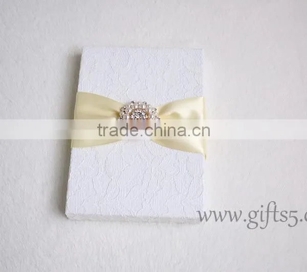 New Design Custom Fashion New High Quality Wedding Invitation Silk Boxes With Brooch photo-4