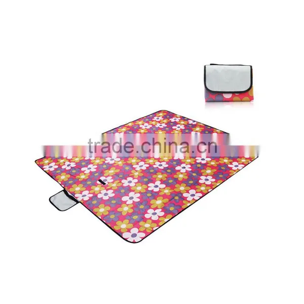 Wholesale Customised Logo Picnic Blanket Tartan Foldable Camping Picnic Mat With Waterproof PVC Coating photo-4