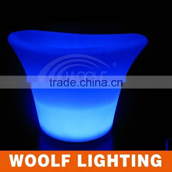 Indoor and Outdoor IP65 Waterproof Level Color Changing Plastic Led Flower Pots Light up Pots Lighting Pot photo-5