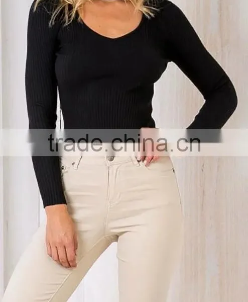 Runwaylover EY2350B Sexy Deep V-Neck Ladies Fashion Halter Tight T-Shirts photo-4