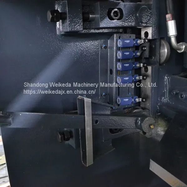 DAC3213-HT071 CNC Shearing Machine photo-5