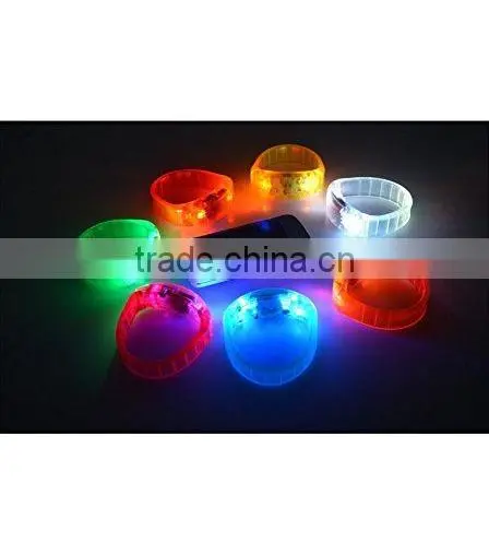 LED Luminous Button Bracelet Bracelet Edition Cheer Wrist Band (White) photo-2