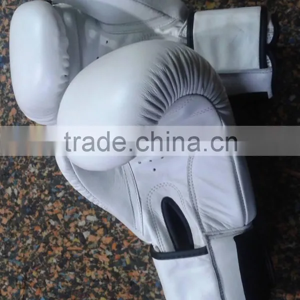 Original White Leather Pro Boxing Gloves photo-2