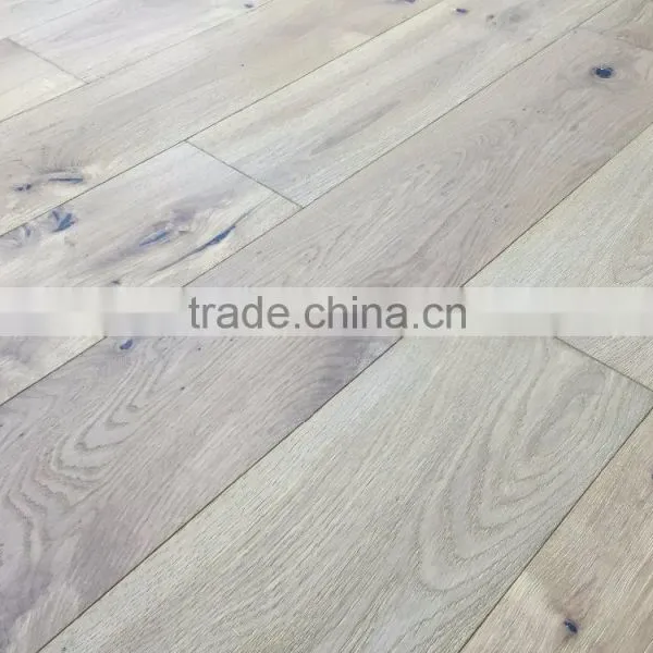 Abbey Minster 3 Strip Oak 18mm Lacquered Solid Wood Flooring photo-5