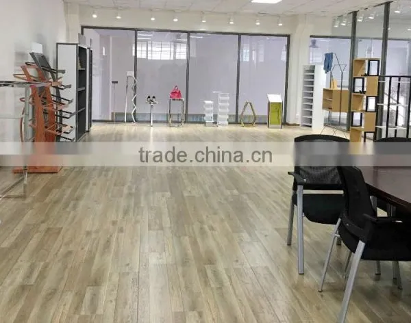 Custom Move Freely Folding Sun Umbrella Display Rack photo-5