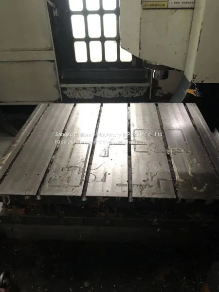 Zhongbo 1080 Engraving and Milling Machine photo-4