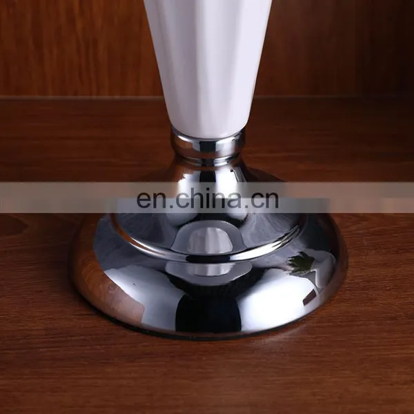 Unique New Design Creative Relief Custom Hotel Bedside Decoration Nordic Table Lamps for Home Decor photo-6