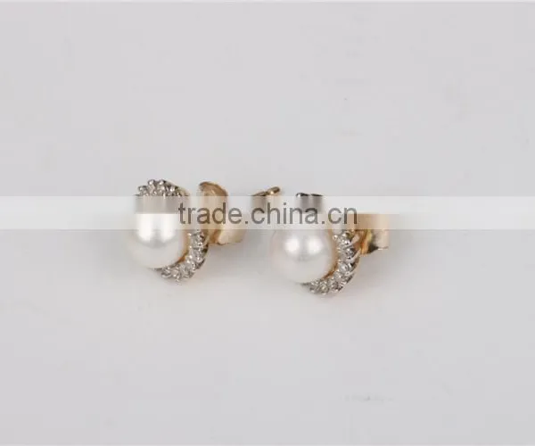 High Quality 9k Gold Fresh Wather Pearl Stud Earring for Women photo-3