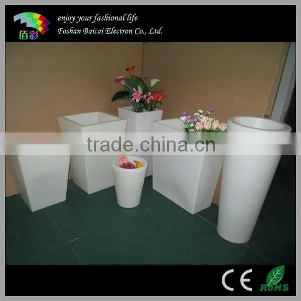 plastic sample pots
