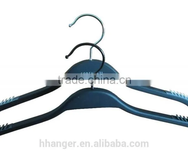 Head Laminated Urltra Thin Hangers in Black for Wholesale Logo Printed Workable Flat Body Wood Top Jacket Hangers photo-5