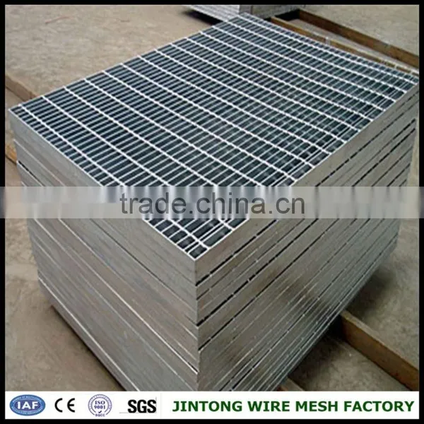Hot Dipped Galvanized Stainless Steel Grating Steel Bar Welded Steel Grating photo-3