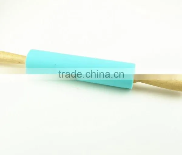 46018 Silicone Dough Pastry Flour Rolling Pin With Wooden Handle photo-3