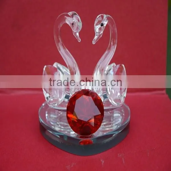 Clear Twin Swans With the Clear Crystal Stone
