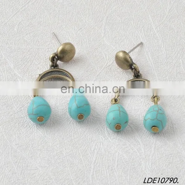 Simple Alloy Moon With Double Rhinestone Drop Earring photo-4