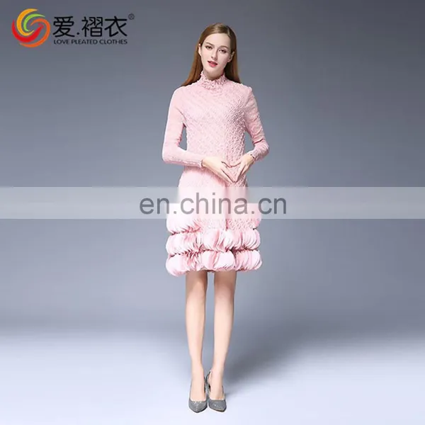 New Arrival Autumn Winter Warm Women Short Skirts Lace Dress in Solid Color photo-4