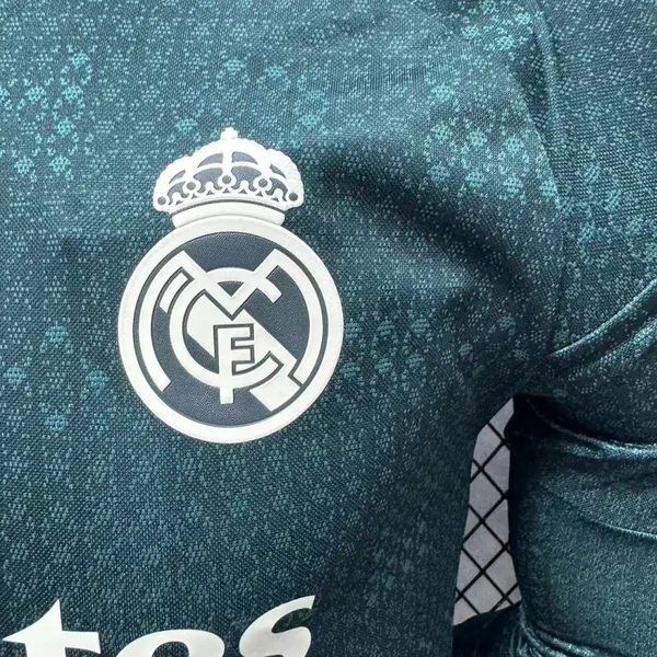 2627 Real Madrid Away Jersey, Real Madrid Green Long-sleeve Away Soccer Shirt, Real Madrid Player Version Football Kit photo-2