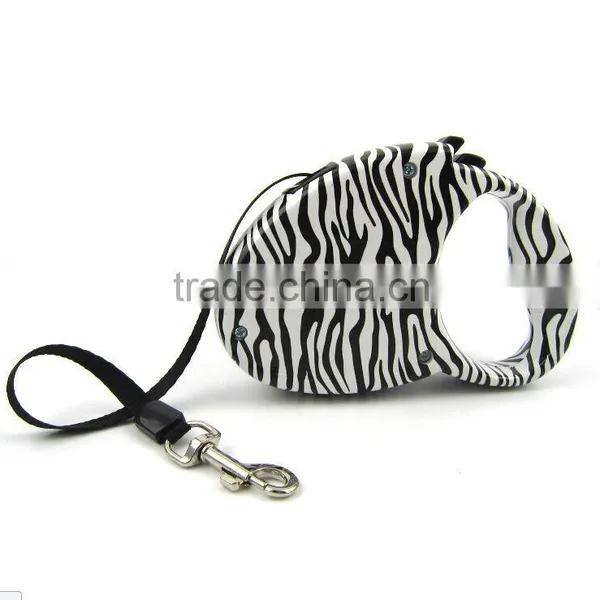 Fashionable Waterproof Retractable Dog Leash photo-4