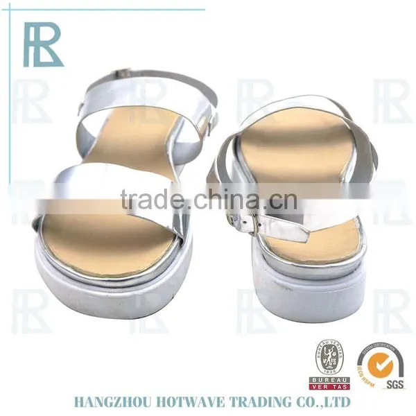 China Wholesale Low Price Ladies Sandals and Slippers photo-4