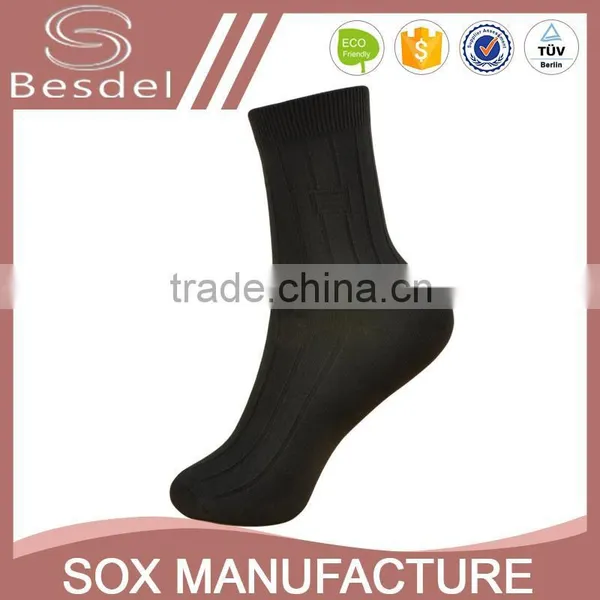 Good Quality Custom Logo Fashion Dress Socks photo-2