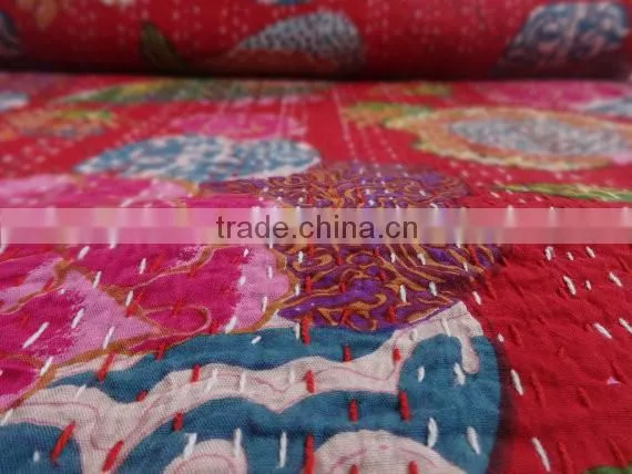 Red Tropical Queen Size Bedspread, Handmade Cotton Kantha Quilt, Reversible Designer Bedding, Room Decor, Indian Kantha Work photo-4