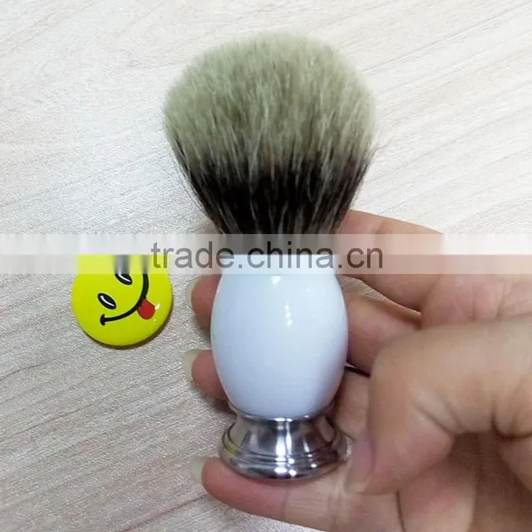 Wholesale Shaving Brushes Cheap Badger Hair Shaving Brushes in Cylinder Box photo-3