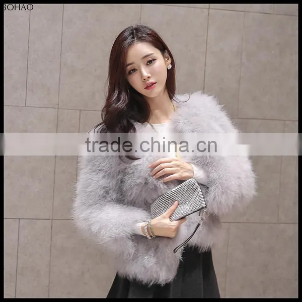 High Fashion Long-sleeved Ostrich Hair Fur Round Collar Faux Fur Short Coat Women Winter Jacket photo-2