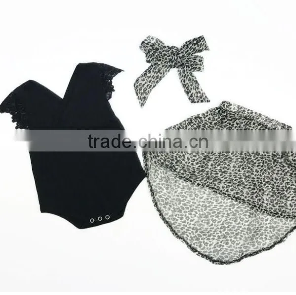 Wholesale Lace Fultter Sleeve Baby Girl Pom Pom Romper Leopard Print Childrens Dresses photo-5