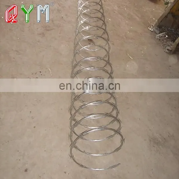 QYM Galvanized Military Concertina Razor Wire Barbed Tape photo-4