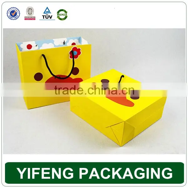 Custom Design Printed Shopping Kraft Paper Bag photo-5