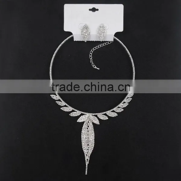 Wedding Jewelry Sets Dubai Bridal Indian Bridal Crystal Necklace Earring Jewelry Set For Bridal Dressing Supplier's Choice photo-3