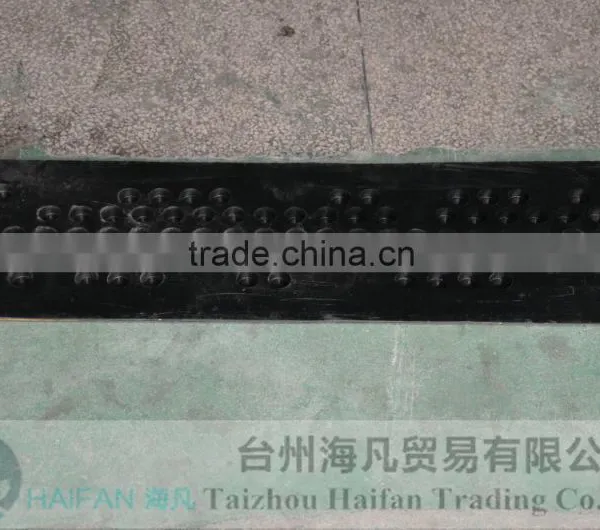 1000*320*45mm Durable Reflective Speed Hump Used in Intersection/heavy Strength Rubber Road Road Speed Hump for Crossing photo-5
