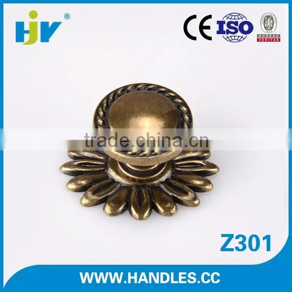 Hot Selling Vintage Antique Brass Cupboard Knobs and Pulls