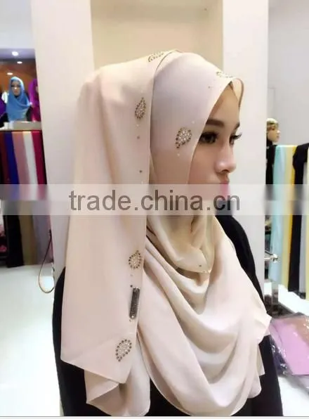 Factory Direct Sales of the New Muslim Scarf Hui Chiffon Long Paragraph Hot Drill Pure Color Convenient Paragraph Head Scarf photo-6