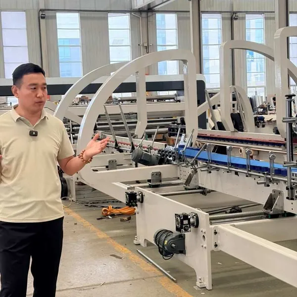 Wrinkle Free Carton Molding Gluing Stitching Integrated Machine photo-4