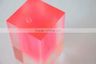 New Designed Custom Acrylic Flower Vase photo-4