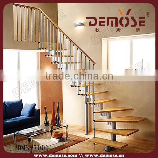 demose winding staircase and stair layout